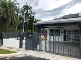 SK Villa's Homestay Kota Warisan, Dengkil, KLIA