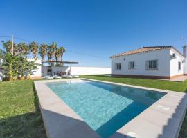 Chalet La Barrosa, hotel i Chiclana de la Frontera