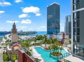 PH 5107 Gale Luxury 1BR with Sea - Downtown Views