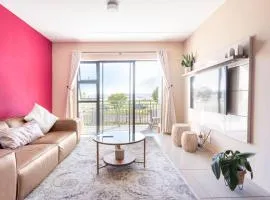 The Cozy Retreat, 2-bedroom Apartment in Parklands, Cape Town