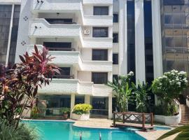 Hotel Condominio Casa Blanca, hotel near Viru Viru International Airport - VVI, Santa Cruz de la Sierra