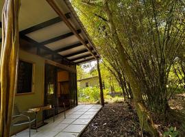Bamboo River Lodge, acomoda&ccedil;&atilde;o em Horquetas