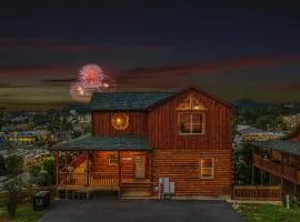 Skyburst- Mountain cabin w fireworks view! Indoor Heated Pool & Hot Tub