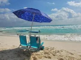 Ocean Seaview Dream condo next to clubs