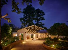 Club Mahindra Kanha, complex din Dhanwār