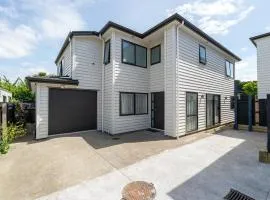 Auckland Cornwall Park Home