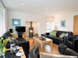 Nuthatch, Hotel in Cirencester