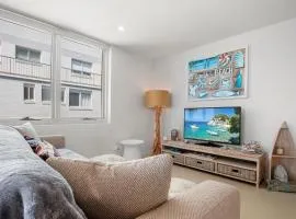 Aquaview Unit 604, 29 Canberra Tce, Kings Beach