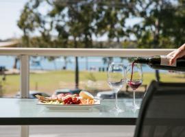 Mājdzīvniekiem draudzīga viesnīca Lazy Days by Stay Noosa pilsētā Nusavila