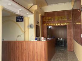 Lucky 3 Hotel, ξενοδοχείο σε Trà Vinh