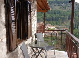 family home, hótel í Dimitsana