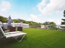 SeaHomes Vacations - Villa Serenity Cala Canyelles