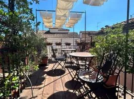 Ca' San Trovaso - 6 Rooms