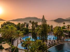 TUI BLUE Grand Azur, отель в Мармарисе