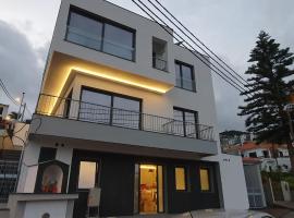 SCIROCCO SUITES Madeira - Ocean View, помешкання з кухнею у місті &Aacute;gua de Pena