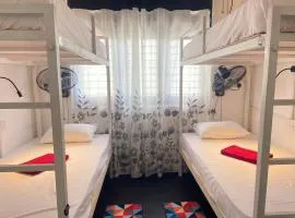 Hiricurry Hostel & Restaurant