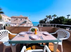 Bungalow with Stunning Sea Views, Just One Street from the Beach