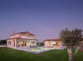 Villa Korat for 8 people in Central Istria with sauna & children playground