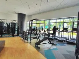 市中心高档套房 链接地跌商场