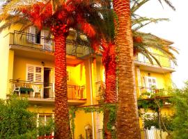 House Rozi, hotel v Rabe