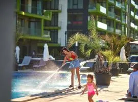 Apartament Sunshine Alessi Beach Pool & Spa