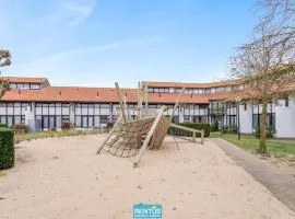 Zeeanemoon - Holiday home for 6 persons