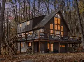 Mountainside w Fireplace, Fire Pit, Deck, & WiFi
