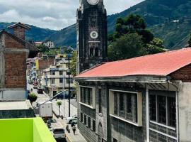 Penthouse with a terrace 3 bedroom 3 bath, διαμέρισμα σε Baños