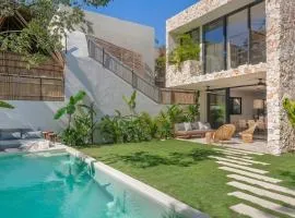 Stylish 5BR Villa for Bachelorette Aldea Zama