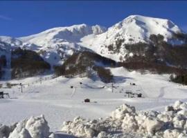 Appartamento a Campitello Matese, San Massimo - 2P, ξενοδοχείο σε San Massimo
