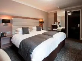 Riverside Hotel
