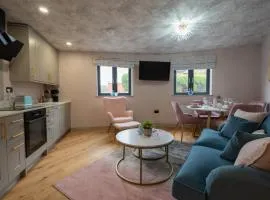 Kitsune - 1 Bedroom Luxury Apartment by Mint Stays