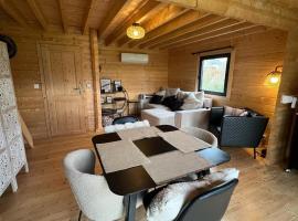 L'Ecrin des Sentiers, hotel v destinaci La Bruyère