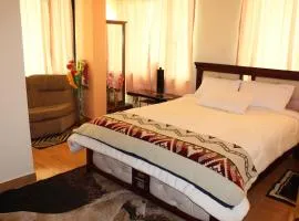 Cotopaxi Gardens Oficial