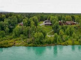 River Views and Fire Pit Cozy Soldotna Apartment!
