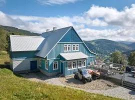 Urlas Apartments, dog friendly, shortcut to Sněžka Mountain