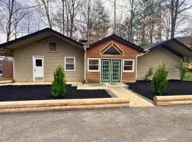 Shady Woods Cabin