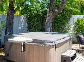 Close to Wine Country,3bed ,2bath Pool, Hot-tub, Cold Plunge