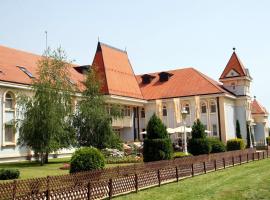 Hotel Prezident, готель у місті Палич