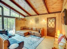 Treehouse Chalet Near Mt Snow with On-Site Trails!