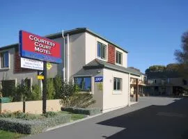 Courtesy Court Motel
