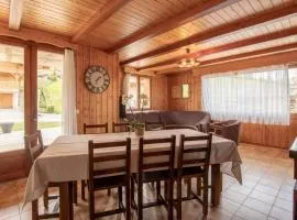 Appart 9 pers. avec Sauna et Spa au pied des pistes, parking privé - FR-1-467-142