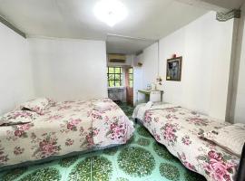 Aravilla Homestay Triple, hotel v destinaci Kota Belud