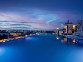 Two Seasons Siem Reap Hotel, hotel v Siem Reap