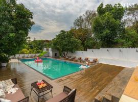 EKOSTAY - Amanta Hills 7BHK, hotel v destinaci Karjat