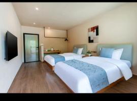 Kangding Zhuji Villa Designer View B&B, hotel v destinaci Garze
