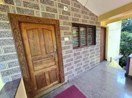 Shreeniketana stay