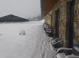 Le Bernister parking privé, hotel v destinaci Malmedy
