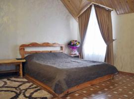 Mini-hotel Yandrusi, Hotel in Kamjanez-Podilskyj
