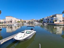 MARINA DEL SOL Aigues Mortes، فندق في إج مورت
